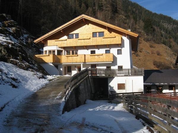 Michelas - Hof Umhausen Exterior foto
