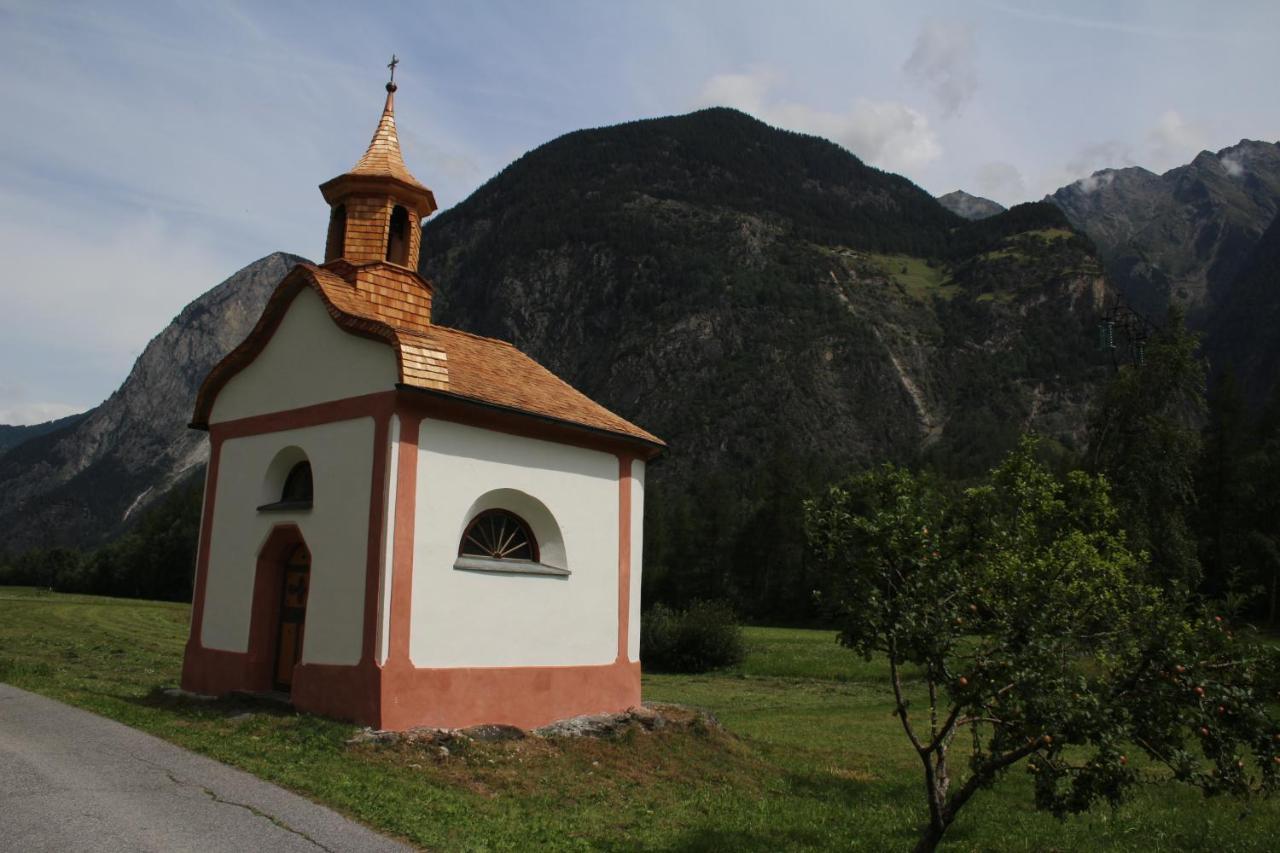 Michelas - Hof Umhausen Exterior foto