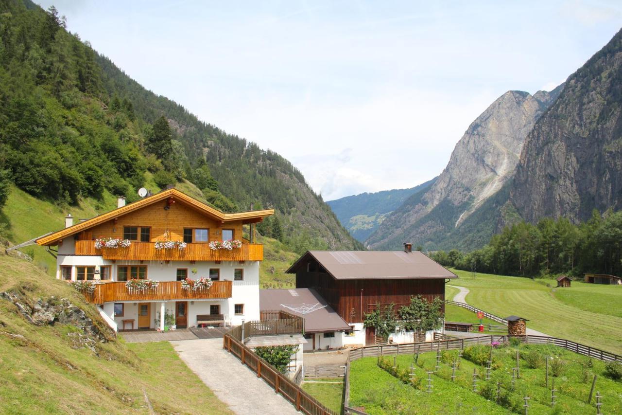 Michelas - Hof Umhausen Exterior foto