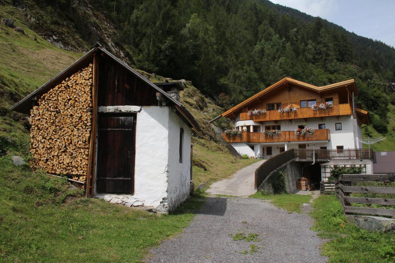 Michelas - Hof Umhausen Exterior foto