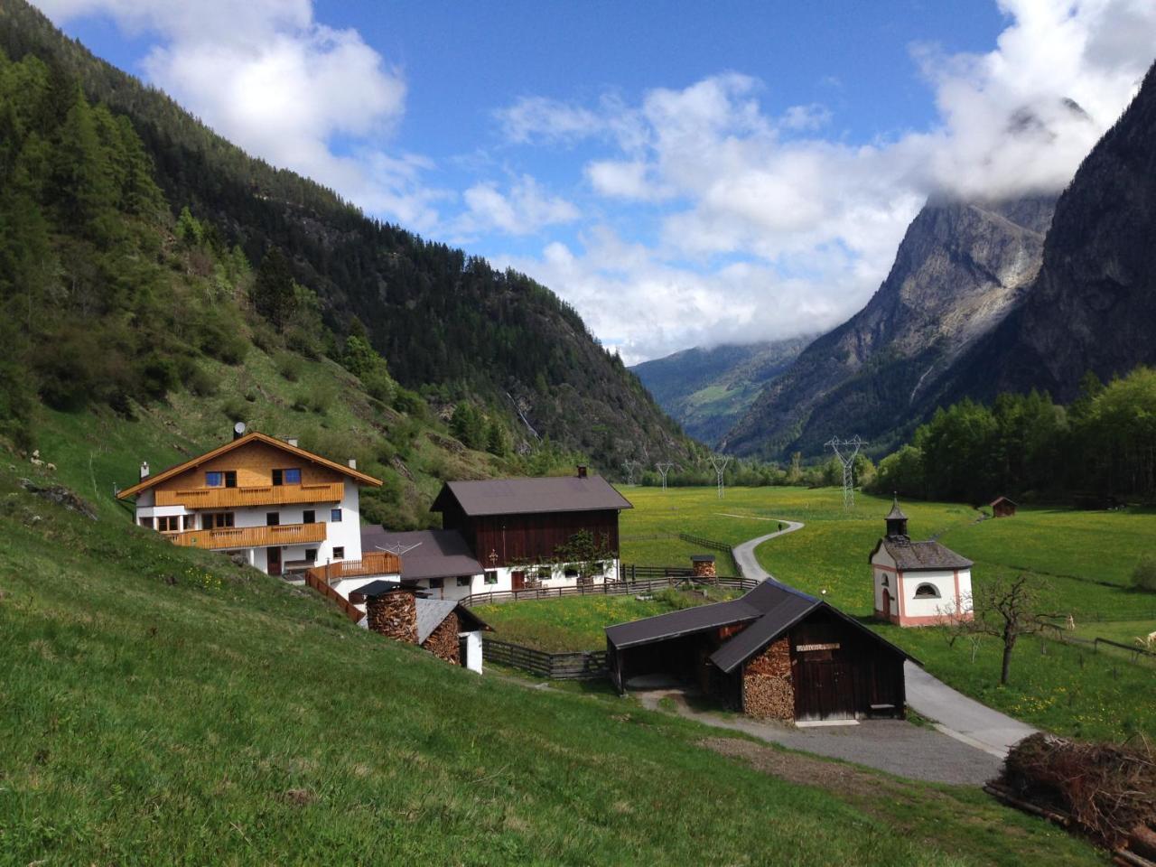 Michelas - Hof Umhausen Exterior foto